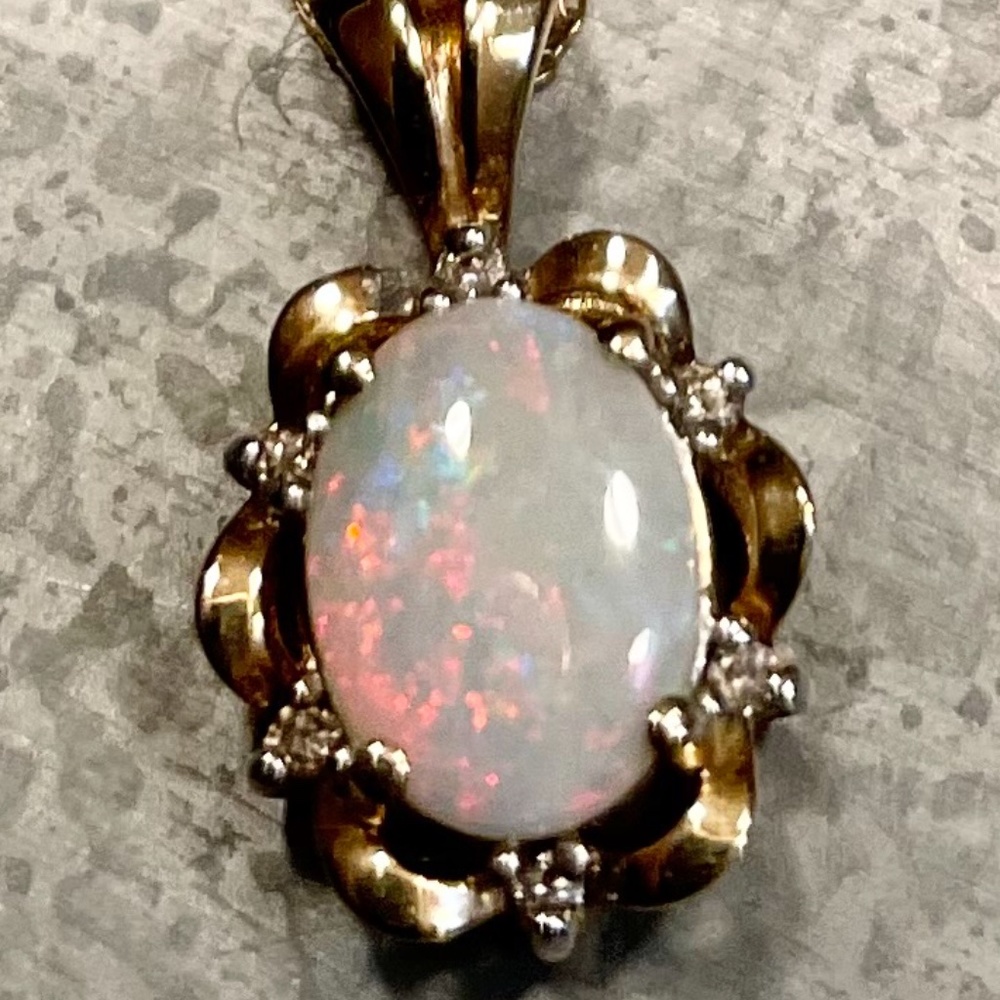 14K Gold Opal Necklace